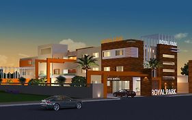Royal Park Palani 3*